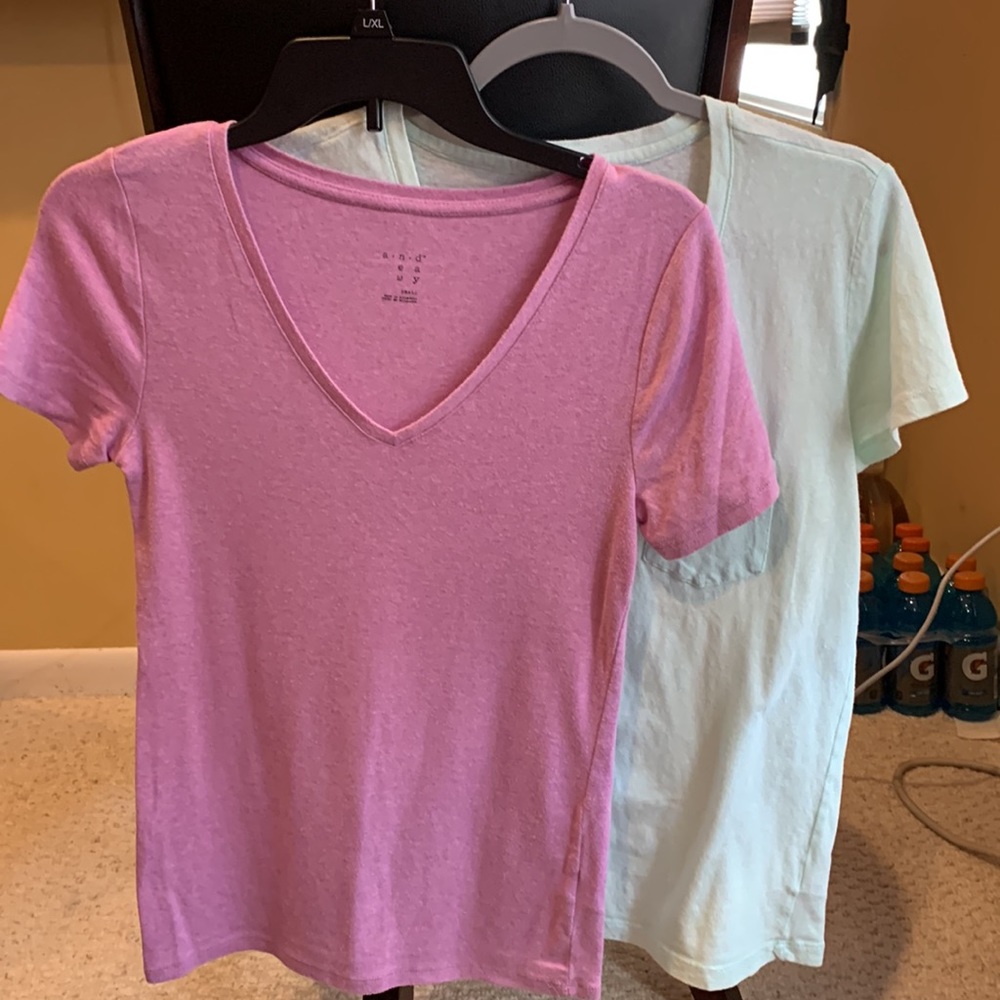 Two target tees SZ small